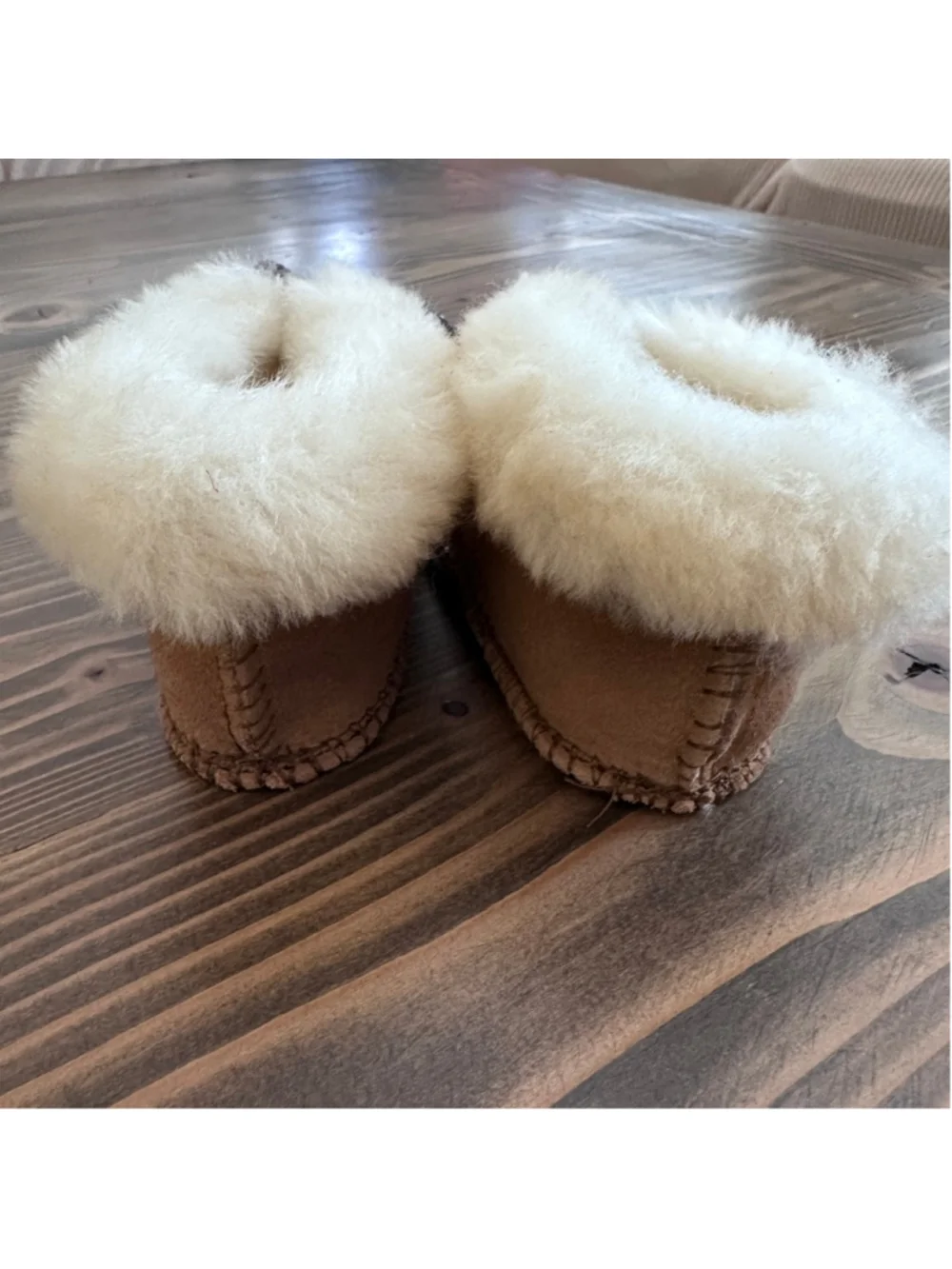 Baby Minnetonka Sheepskin Slippers Size 1 Brown Leather Soft Sole